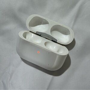 AirPods Pro Charging Case